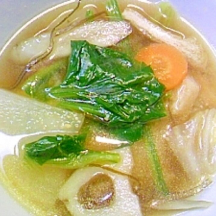 根野菜たっぷりのみそ汁 れんこんにんじん大根
